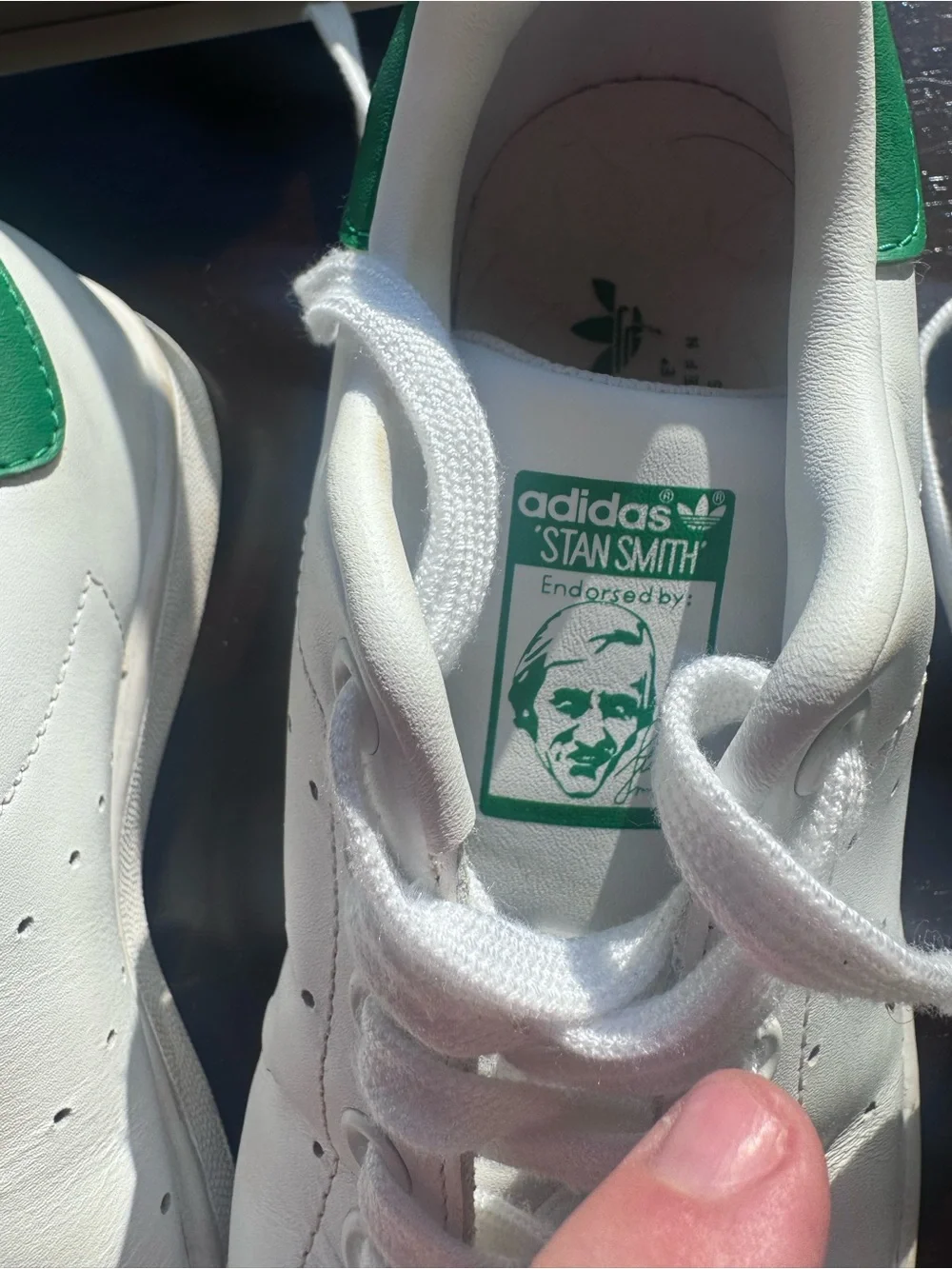 Adidas Green & White Sambas Kids Stan Smith size 4 sneakers boys tennis shoes